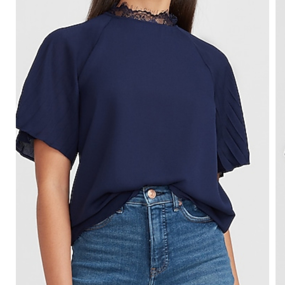 🆕EXPRESS navy blue lace neck top size medium